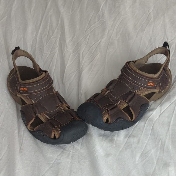 Crocs Men's Swiftwater Leather Fisherman Sandals - Picture 1 of 10